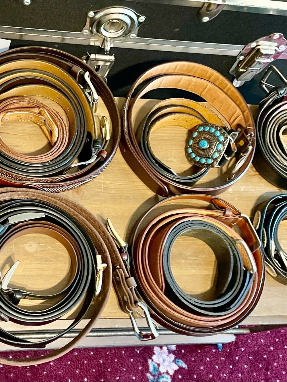 Lot 28 Mens Belts Most Leather  & Some Strap Type Guc Many Sz 38 & Others